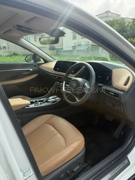 Hyundai Sonata 2023 for Sale in Lahore Image-1