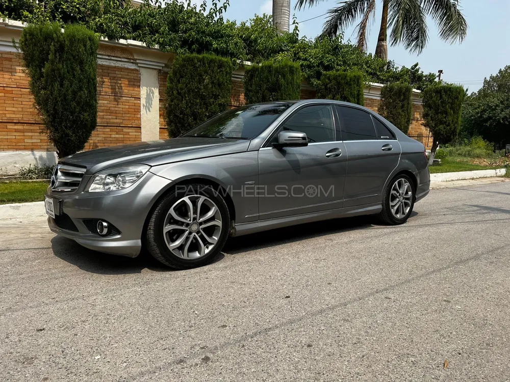 مرسڈیز بینز سی کلاس 2009 for Sale in پشاور Image-1