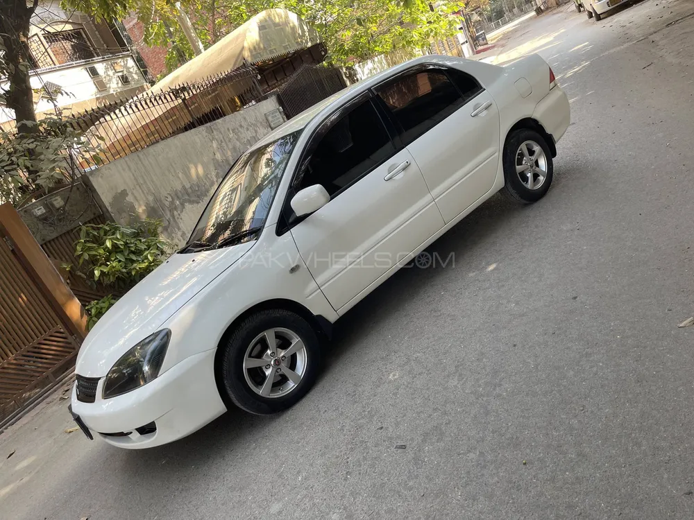 Mitsubishi Lancer 2006 for Sale in Lahore Image-1