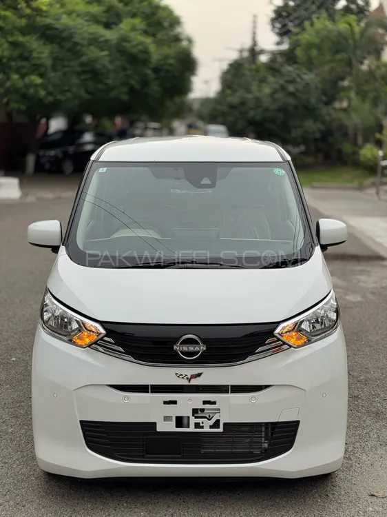 Nissan Dayz 2024 for Sale in Lahore Image-1