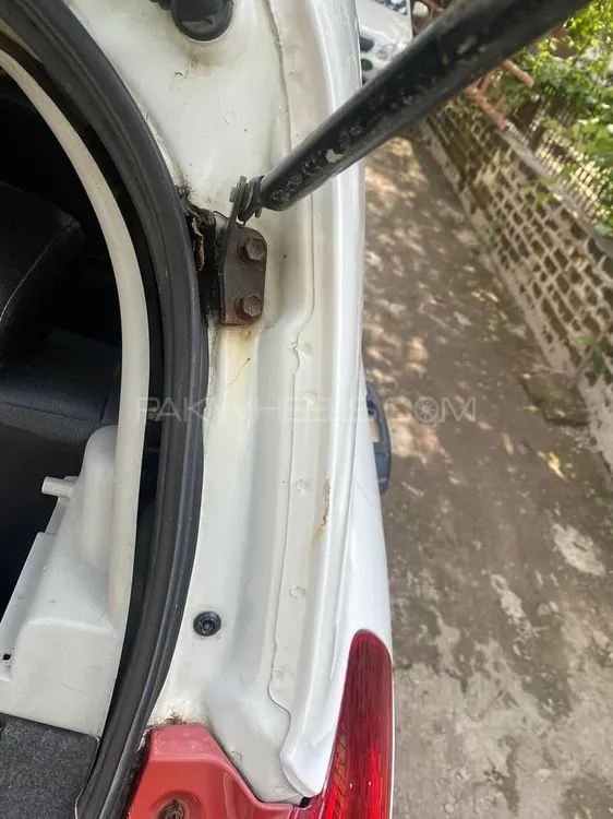 Suzuki Swift 2011 for Sale in Lahore Image-1