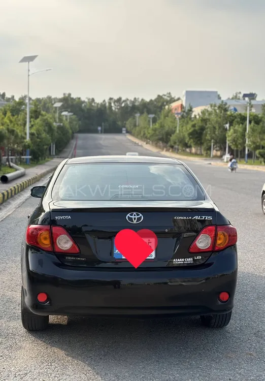 Toyota Corolla 2010 for Sale in Islamabad Image-1