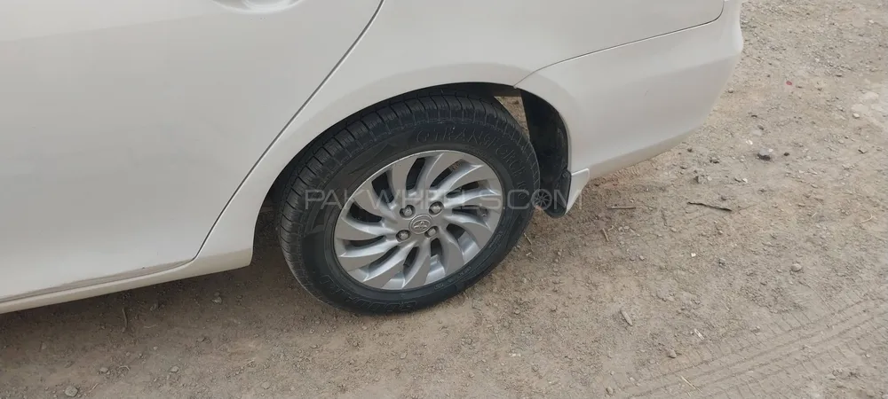 Toyota Corolla Axio 2007 for Sale in Quetta Image-1