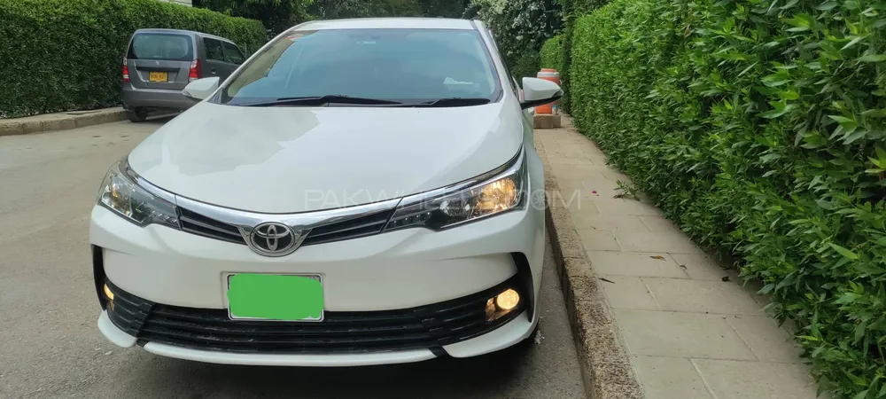 Toyota Corolla 2019 for Sale in Karachi Image-1