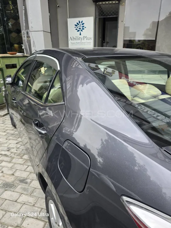 Toyota Corolla 2017 for Sale in Lahore Image-1