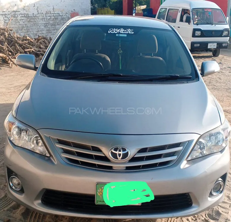 Toyota Corolla 2013 for Sale in Attock Image-1