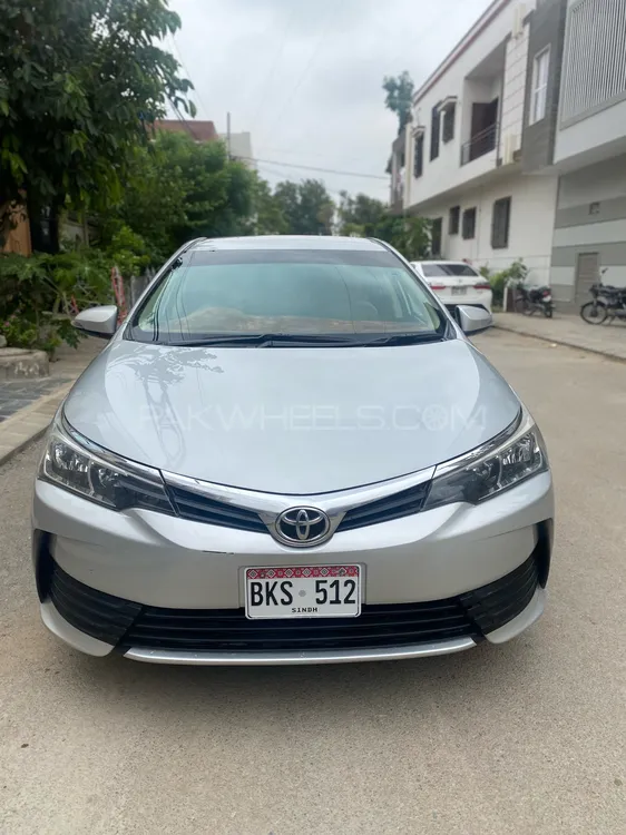Toyota Corolla 2017 for Sale in Karachi Image-1