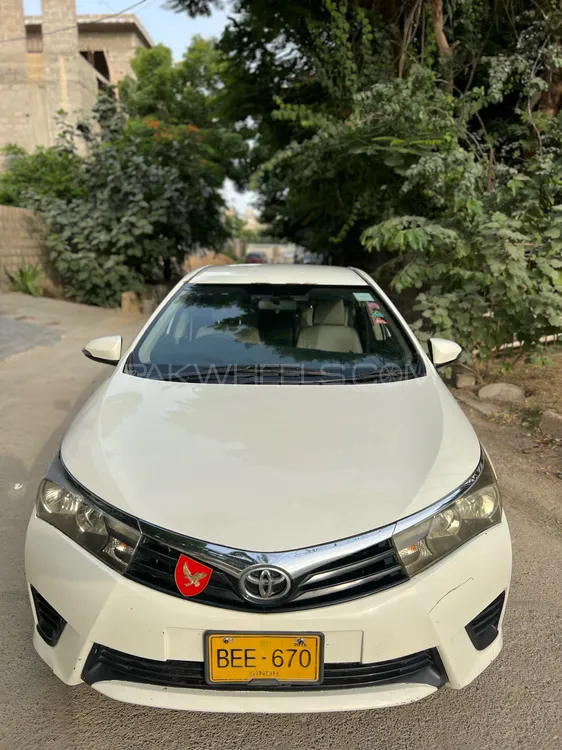 Toyota Corolla 2015 for Sale in Karachi Image-1