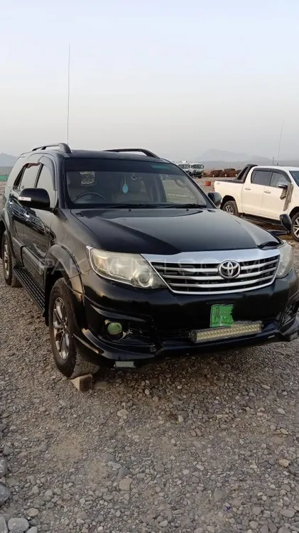 Toyota Fortuner 2016 for Sale in Fateh Jang Image-1