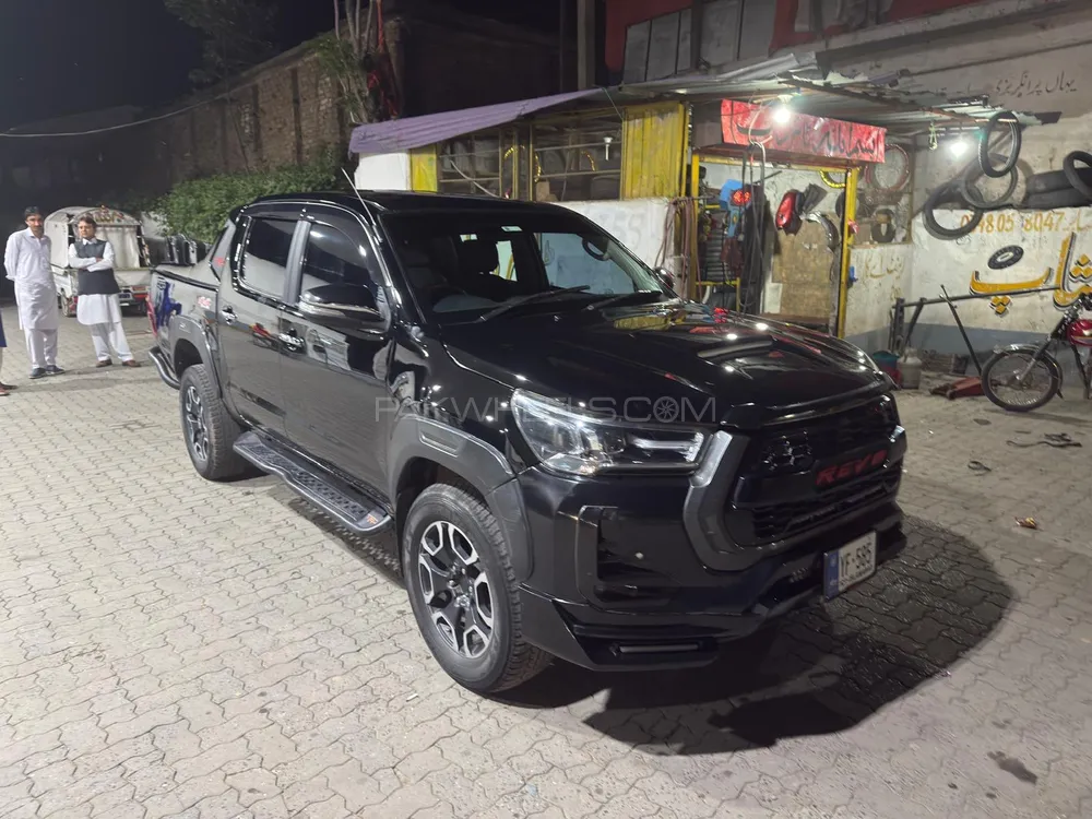 Toyota Hilux 2007 for Sale in Islamabad Image-1