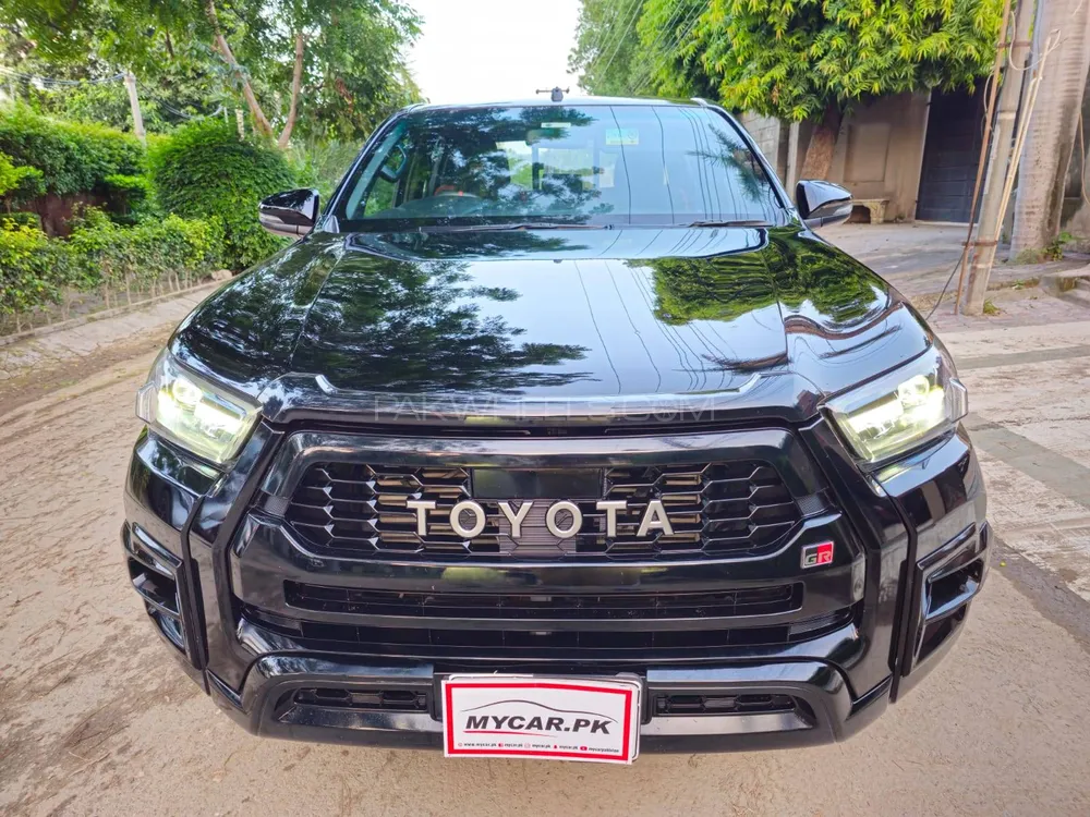 Toyota Hilux 2023 for Sale in Lahore Image-1