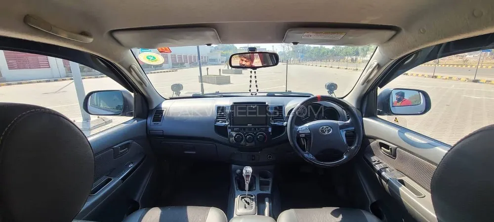 Toyota Hilux 2012 for Sale in Lahore Image-1