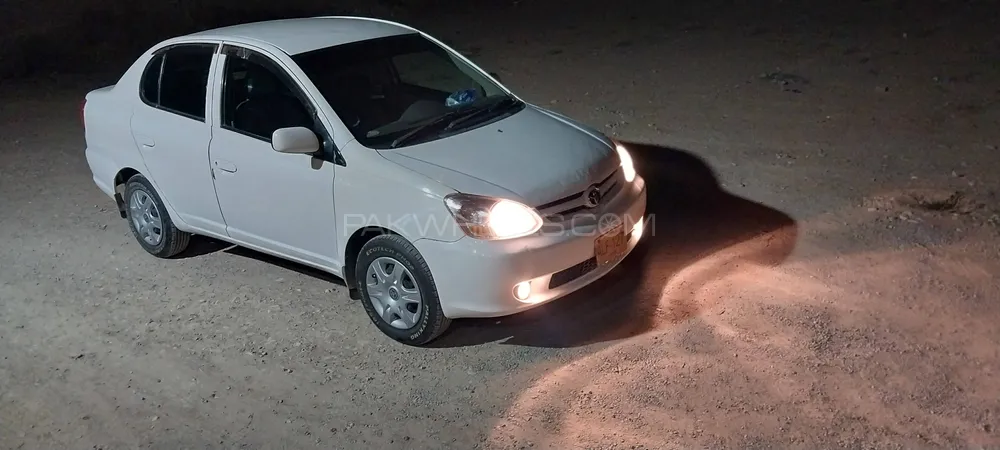 Toyota Platz 2003 for Sale in Quetta Image-1