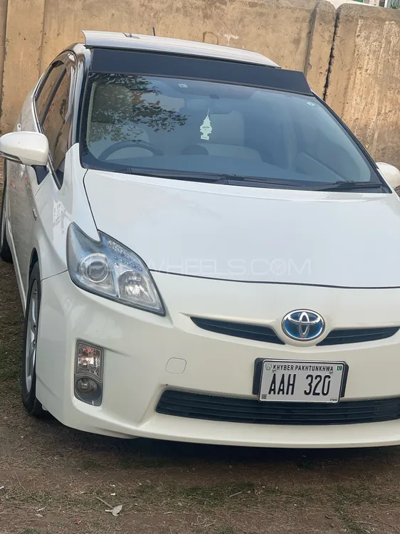 Toyota Prius 2009 for Sale in Peshawar Image-1