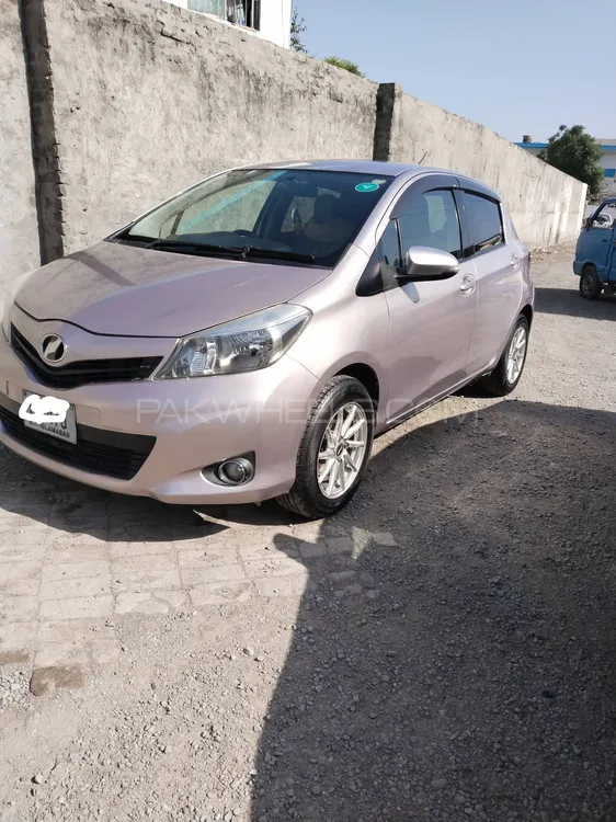 Toyota Vitz 2011 for Sale in Islamabad Image-1