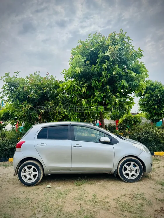 Toyota Vitz 2010 for Sale in Rawalpindi Image-1