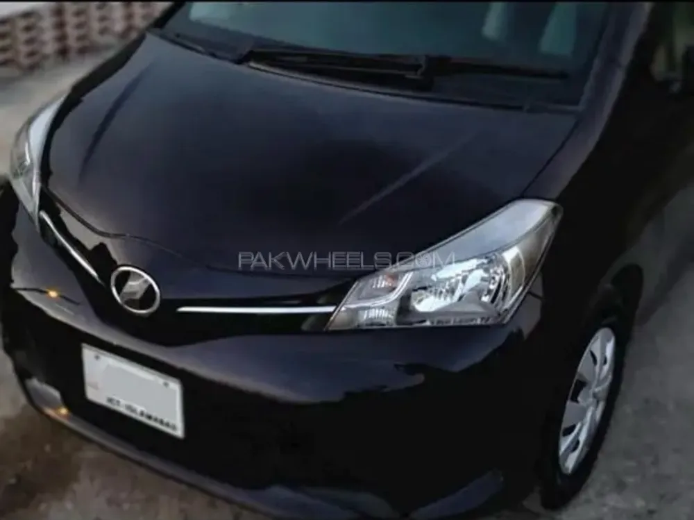 Toyota Vitz 2016 for Sale in Islamabad Image-1