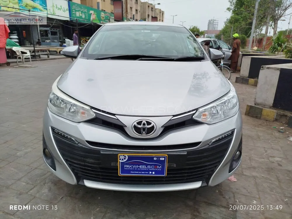 Toyota Yaris Sedan 2020 for Sale in Karachi Image-1