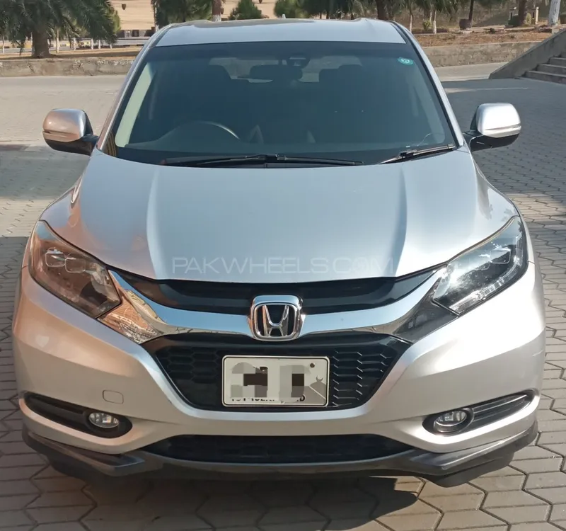 Honda Vezel 2014 for Sale in Wah cantt Image-1