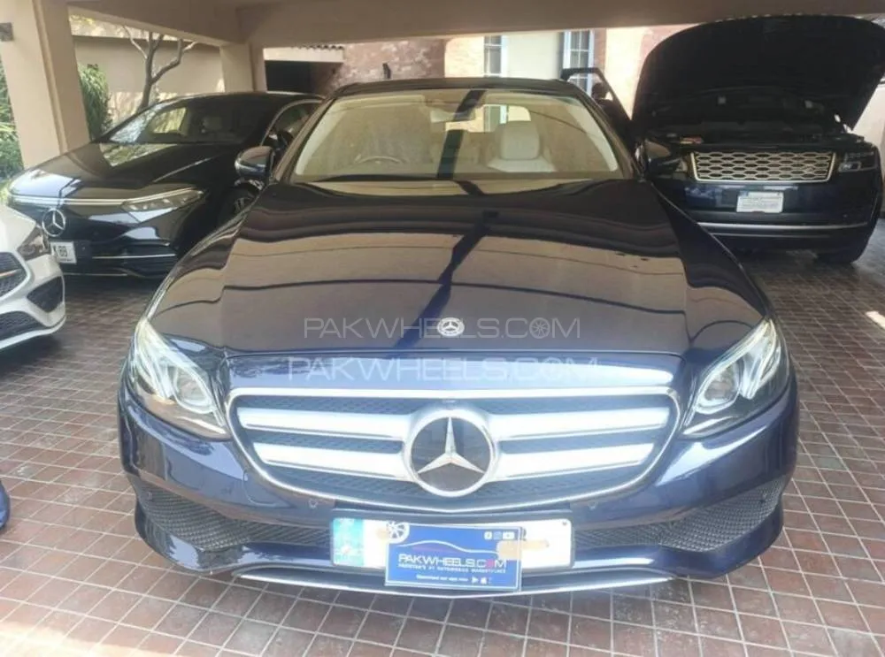 Mercedes Benz E Class 2018 for Sale in Lahore Image-1