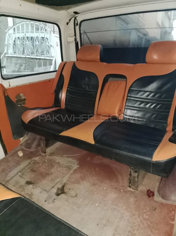 Suzuki Bolan 2015 for Sale in Karachi Image-1