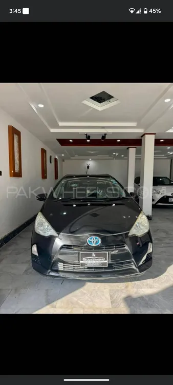 Toyota Aqua 2017 for Sale in Mirpur mathelo Image-1