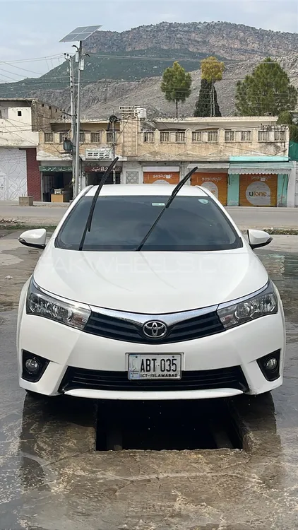 Toyota Corolla 2016 for Sale in Peshawar Image-1