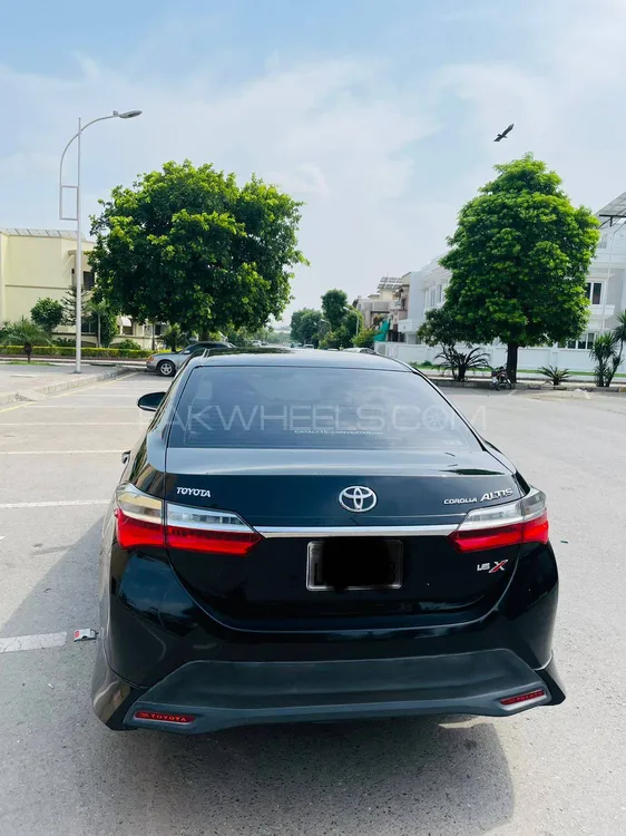 Toyota Corolla 2019 for Sale in Kotli Ak Image-1