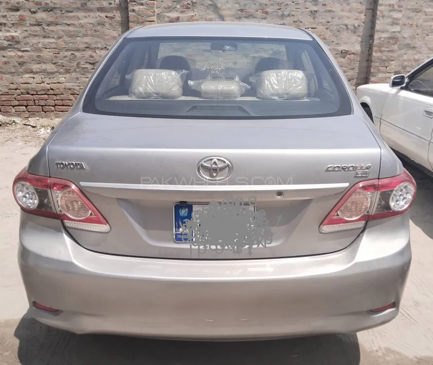 Toyota Corolla 2013 for Sale in Islamabad Image-1