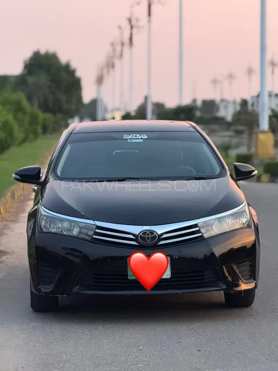 Toyota Corolla 2017 for Sale in Faisalabad Image-1