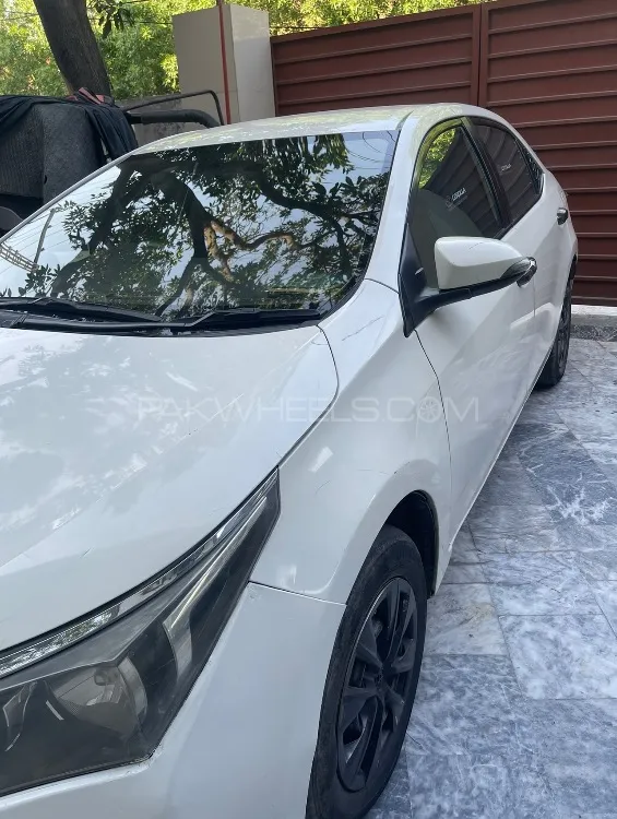 Toyota Corolla 2017 for Sale in Lahore Image-1