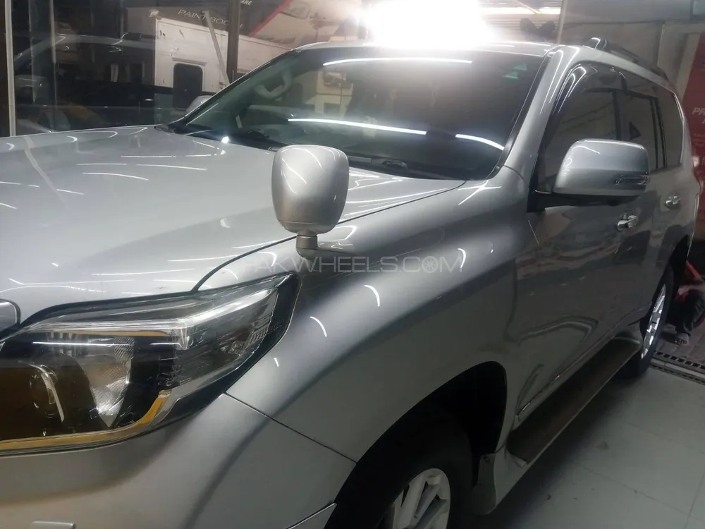 Toyota Prado 2010 for Sale in Karachi Image-1