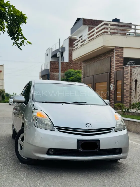 Toyota Prius 2009 for Sale in Faisalabad Image-1