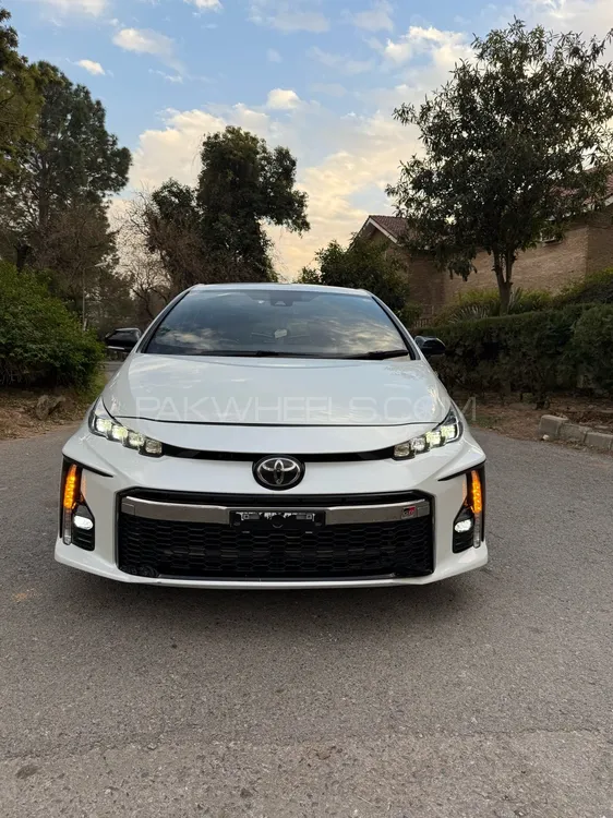 ٹویوٹا پریوس 2021 for Sale in اسلام آباد Image-1