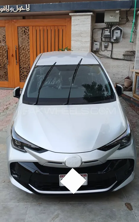 Toyota Yaris Sedan 2025 for Sale in Karachi Image-1