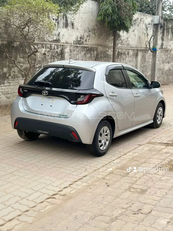 Toyota Yaris Hatchback 2022 for Sale in Sialkot Toyota Yaris Hatchback 2022 for Sale in Sialkot Image-4