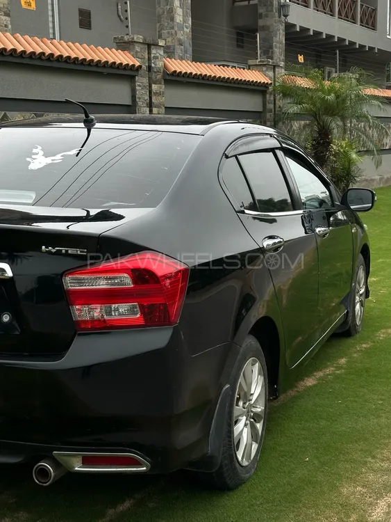 Honda City 2016 for Sale in Lahore Image-1