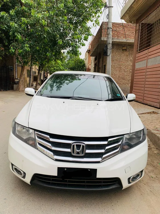 Honda City 2016 for Sale in Faisalabad Image-1