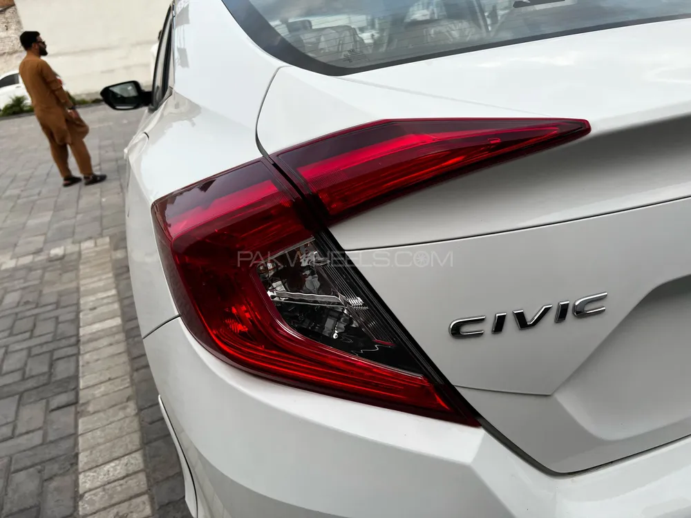 Honda Civic 2021 for Sale in Kohat Image-1