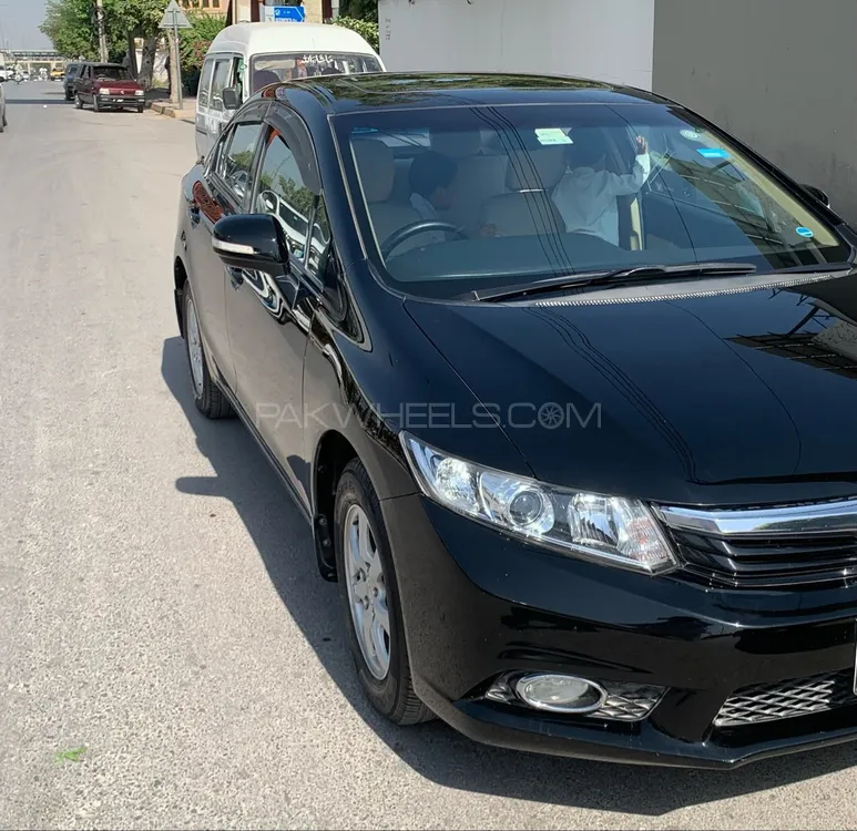 Honda Civic 2015 for Sale in Peshawar Honda Civic 2015 for Sale in Peshawar Image-10