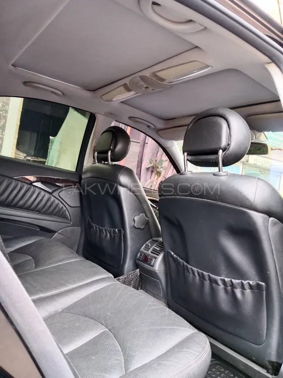 Mercedes Benz E Class 2005 for Sale in Karachi Image-1