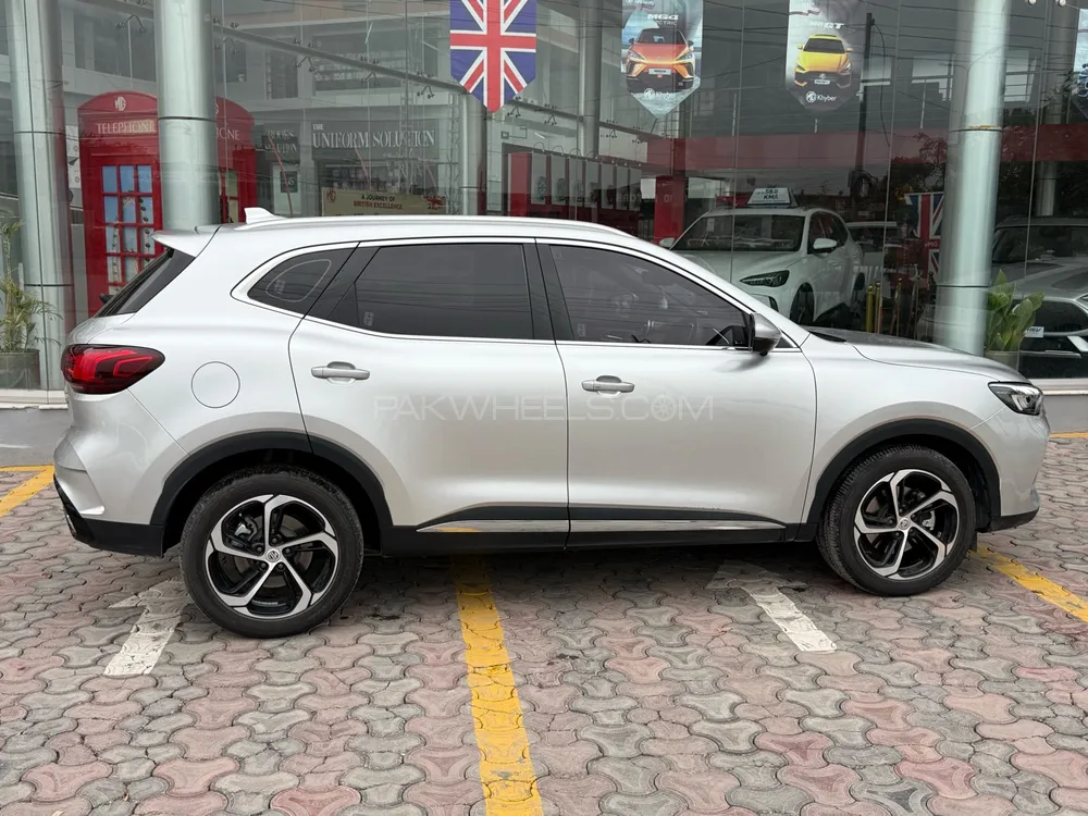 MG HS 2025 for Sale in Peshawar Image-1