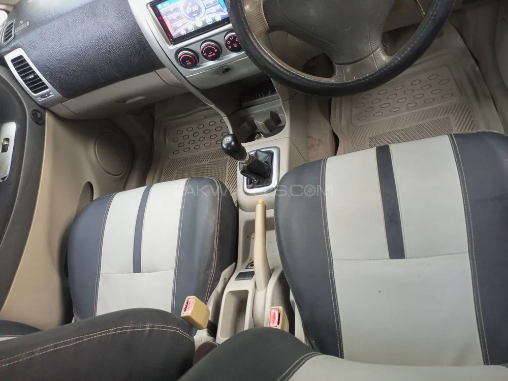 Suzuki Liana 2006 for Sale in Karachi Suzuki Liana 2006 for Sale in Karachi Image-17