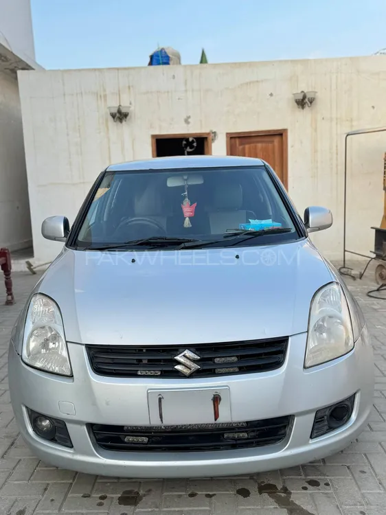 Suzuki Swift 2012 for Sale in Karachi Image-1