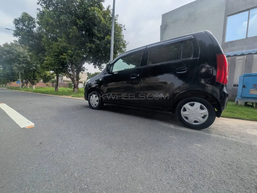 Suzuki Wagon R 2017 for Sale in Lahore Image-1