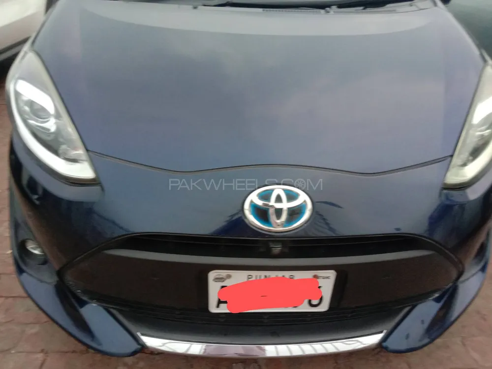 Toyota Aqua 2020 for Sale in Lahore Image-1