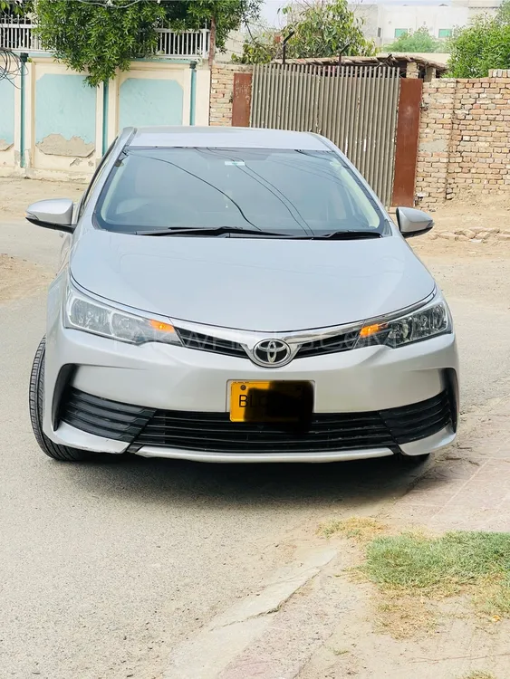 Toyota Corolla 2017 for Sale in Hasilpur Image-1