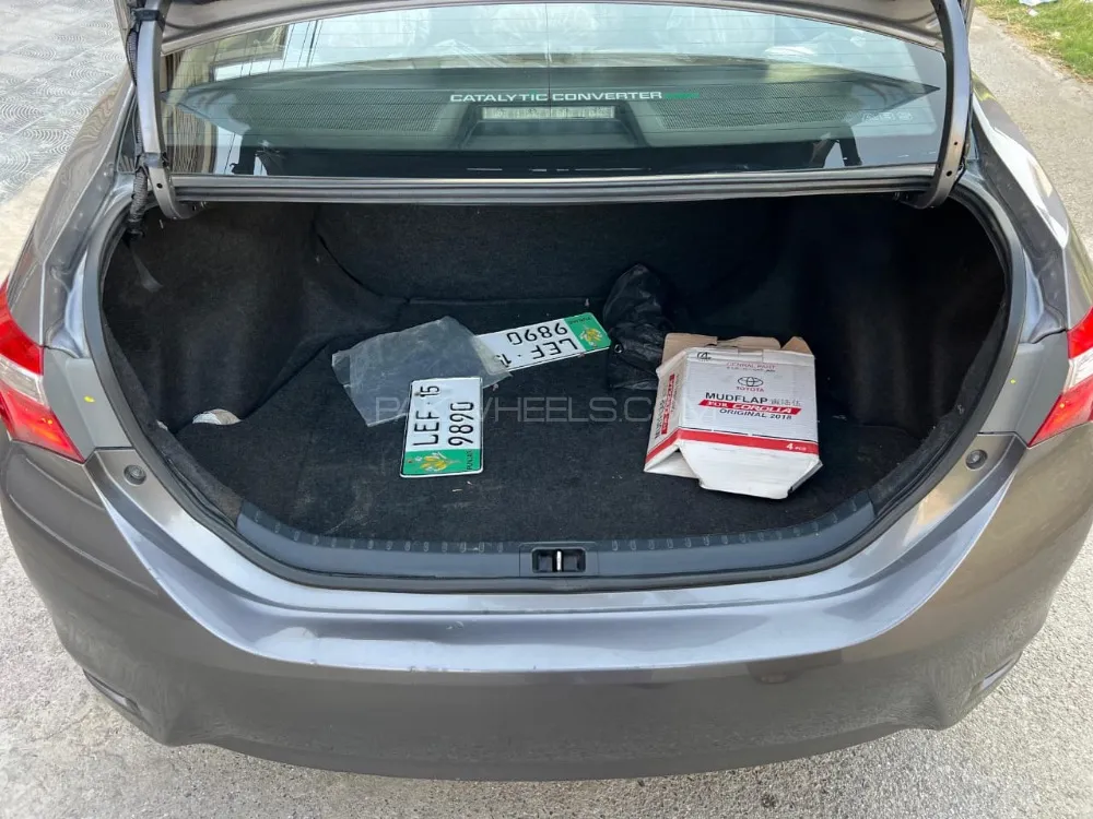 Toyota Corolla 2015 for Sale in Peshawar Toyota Corolla 2015 for Sale in Peshawar Image-18