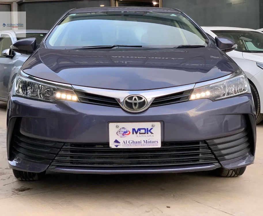 Toyota Corolla 2018 for Sale in Karachi Image-1