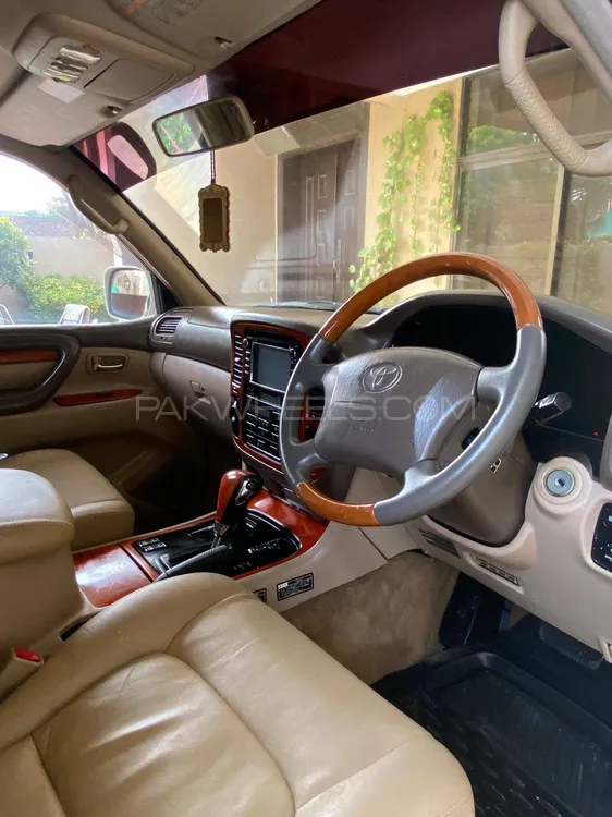 Toyota Land Cruiser 2000 for Sale in Rajanpur Image-1